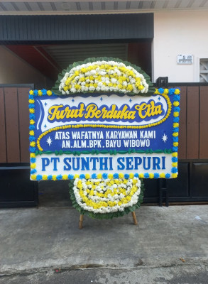 Papan Bunga Duka di Gerung
